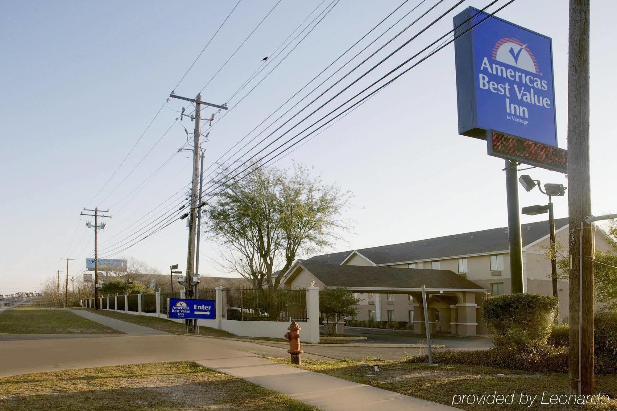Econo Lodge Austin South Εξωτερικό φωτογραφία